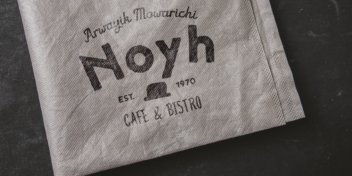 Beispiel einer Noyh A Bistro Rough-Schriftart